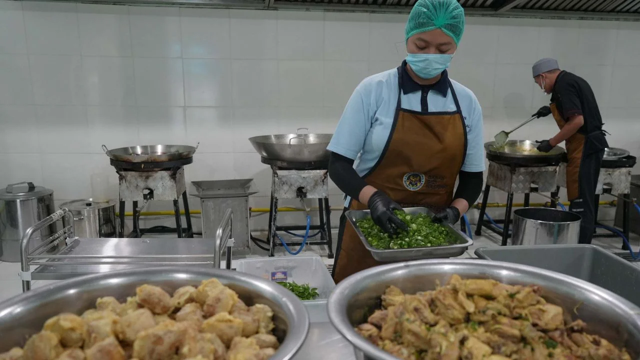 BGN Terbitkan Aturan Baru, SPPG Kini Wajib Kelola Limbah MBG