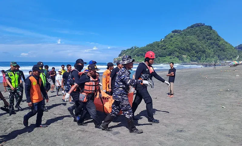 Nelayan Hilang di Pantai Suwuk Ditemukan Meninggal, Operasi SAR Diusulkan Ditutup