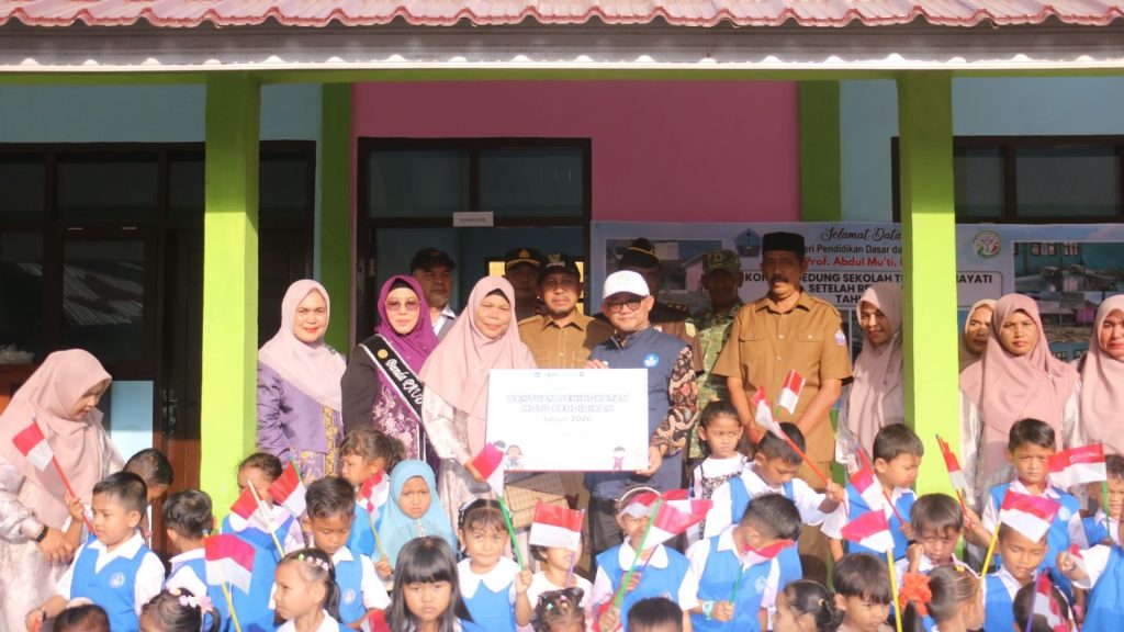 Mendikdasmen Resmikan Revitalisasi 30 Sekolah di Pidie Jaya