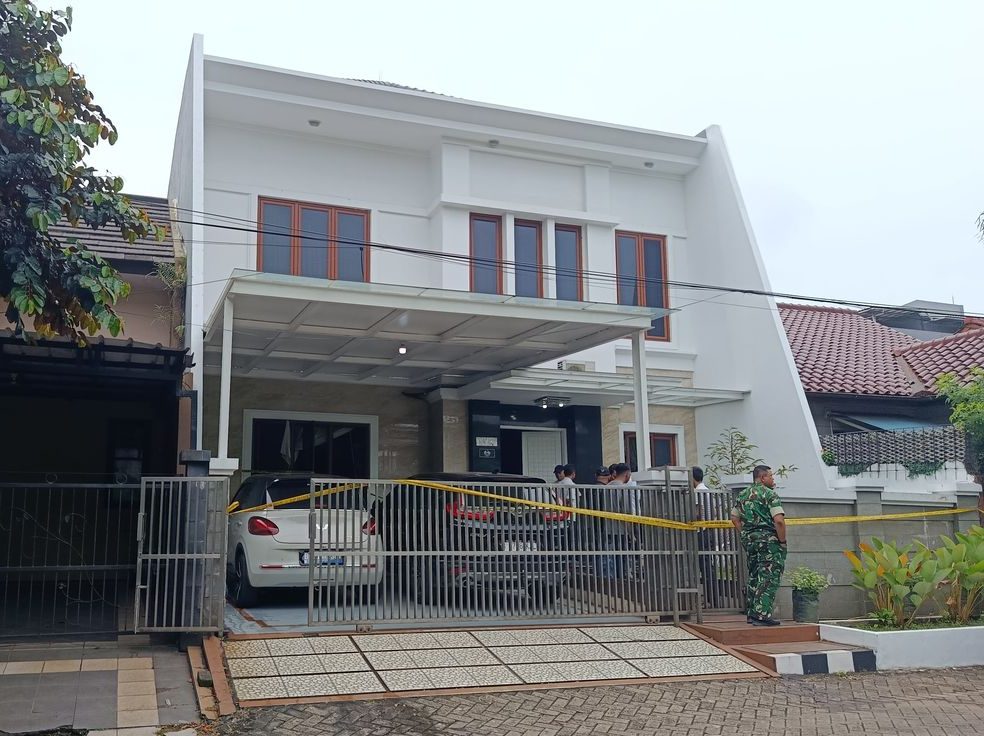 Suami Tewas, Istri Kritis dalam Insiden Kekerasan di Pondok Gede
