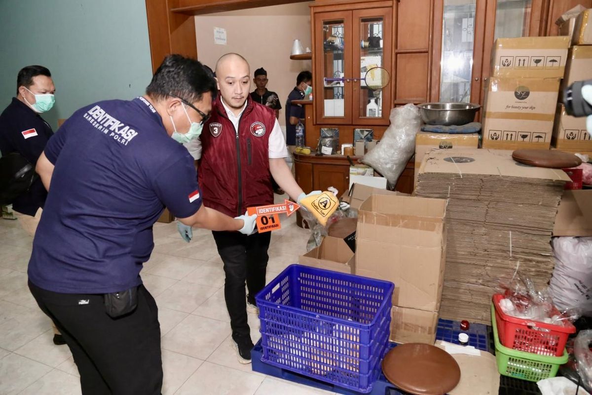 Bareskrim Bongkar Kosmetik Ilegal LC Beauty