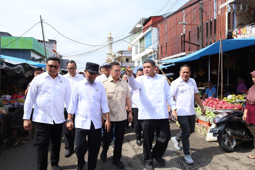 Mendag Pantau Harga dan Stok Bahan Pokok di Makassar