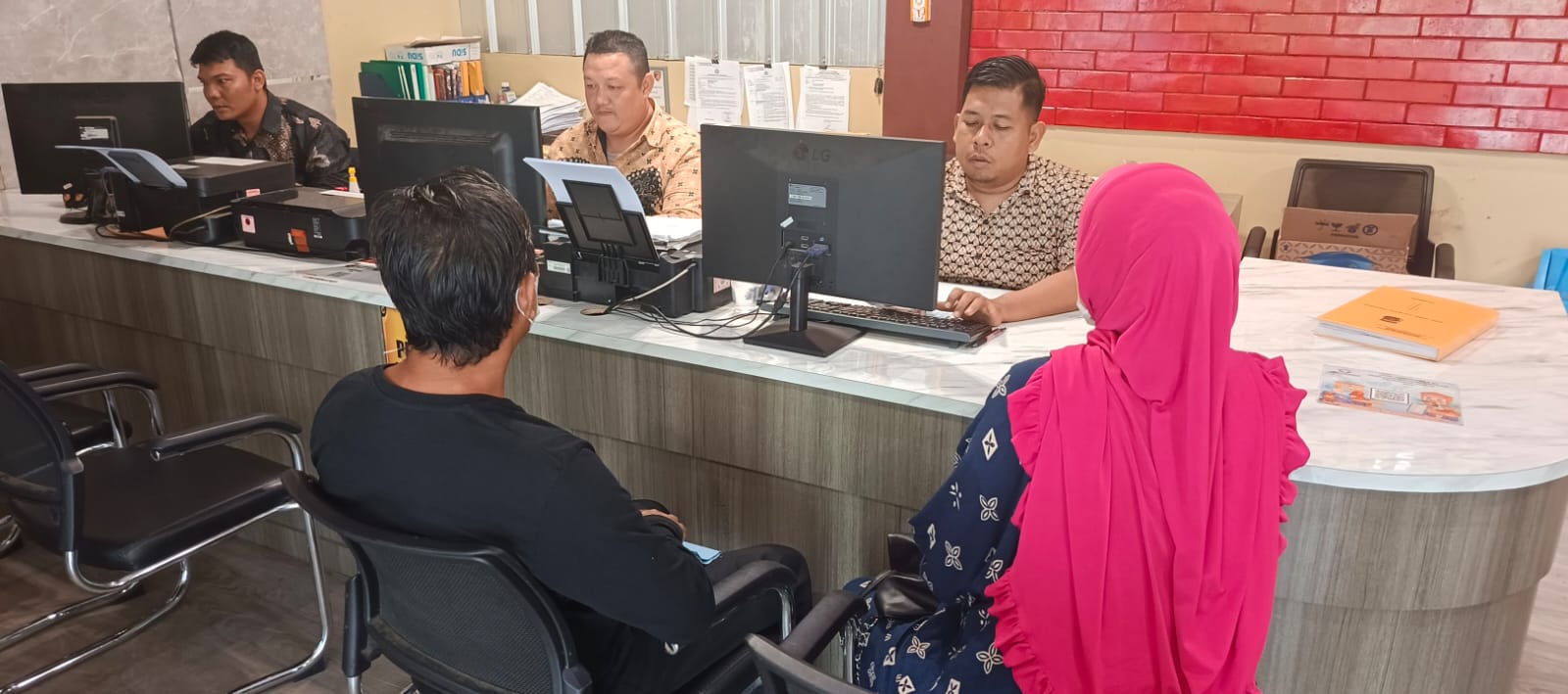 Modus Loloskan Masuk Damkar, Warga Palembang Rugi Rp10 Juta