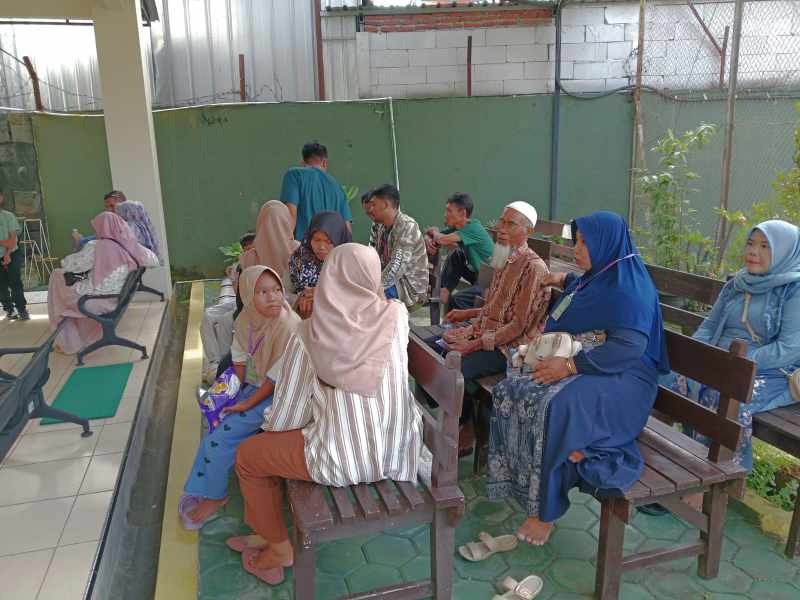 Sidang Tuntutan Kasus Tambang Emas Pancurendang Ditunda, Keluarga Terdakwa Kecewa
