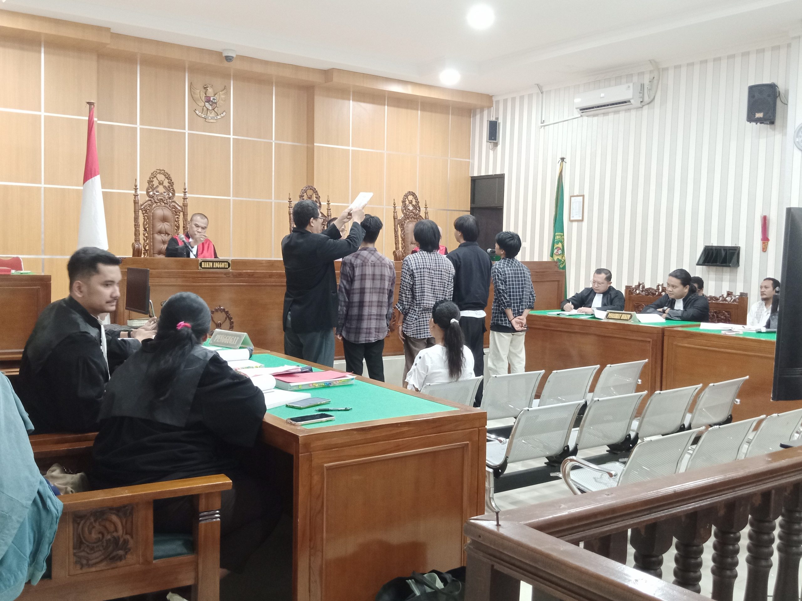 Sidang Bom Molotov di PN Samarinda: Saksi Bantah Tuduhan Terdakwa