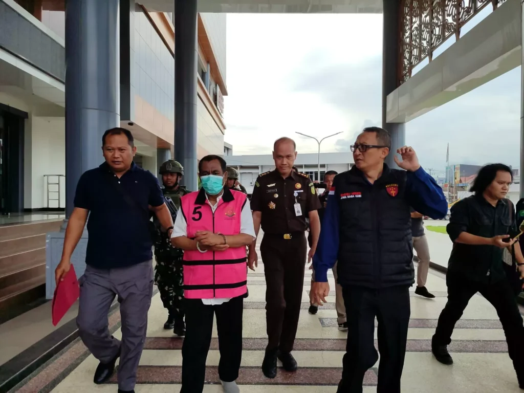 Kejati Kaltim Tahan Mantan Kadistamben Kukar Terkait Tambang Ilegal