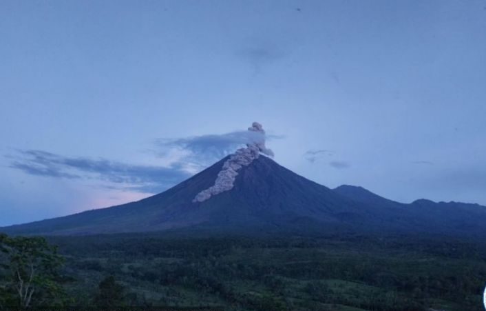 Gunung Semeru Erupsi, BPBD Wanti-wanti Bahaya Banjir Lahar