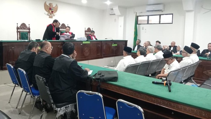 Eks Wali Kota Bengkulu Divonis 2,6 Tahun Penjara