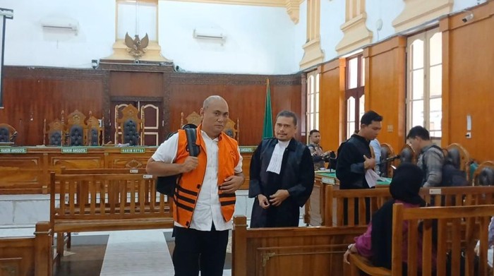 Jaksa Tuntut Rasuli Efendi 4 Tahun Penjara di Kasus Korupsi Jalan Sumut