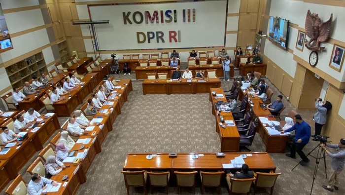Komisi III DPR Terima Keluarga Nizam Safei, Bahas Penanganan Kasus