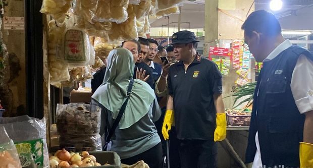 Menteri LH dan Kapolda Metro Pimpin Bersih-Bersih Pasar Kramat Jati