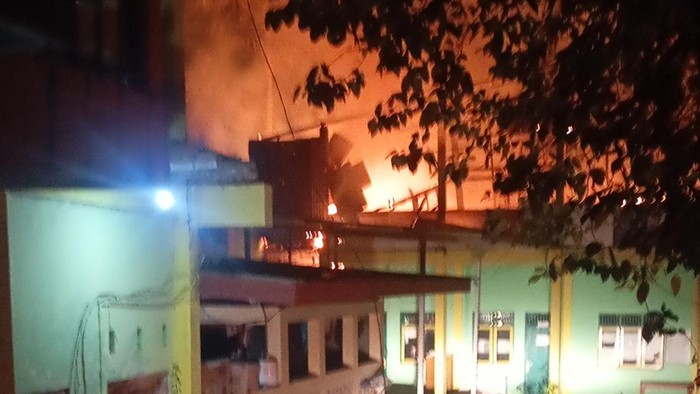 Ponpes di Kebumen Terbakar Dini Hari, Santri Selamat