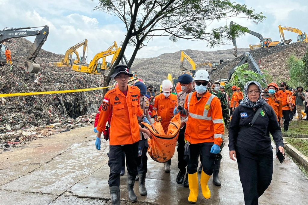 Bertambah, Korban Tewas Longsor TPST Bantargebang Jadi Lima Orang