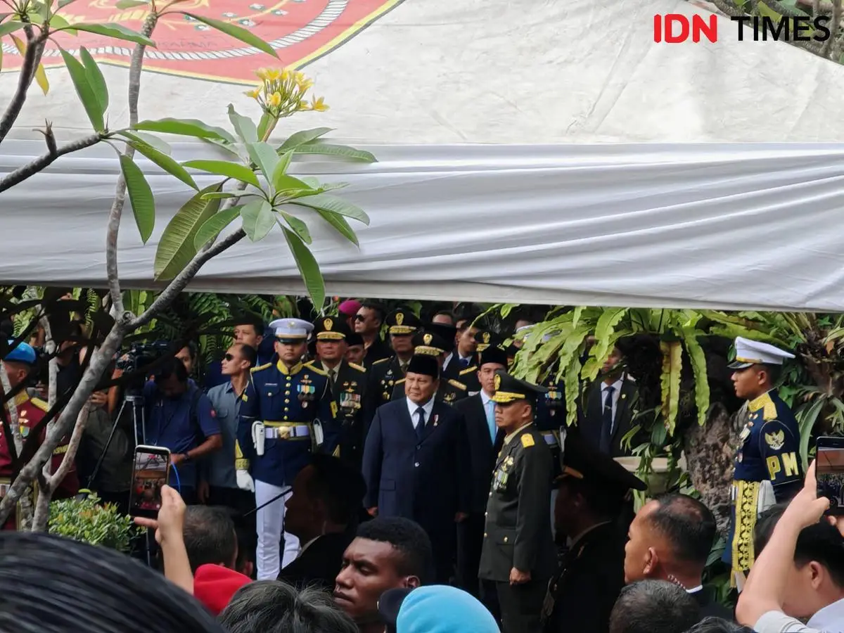 Prabowo Jadi Inspektur Upacara Pemakaman Wapres ke-6 Try Sutrisno