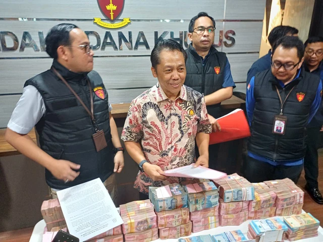 Skandal Izin ESDM Jatim Terbongkar, Tiga Pejabat Jadi Tersangka