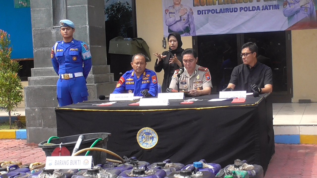 Polisi Gagalkan Penyelundupan 930 Liter Solar Subsidi via Pelabuhan Tanjung Perak