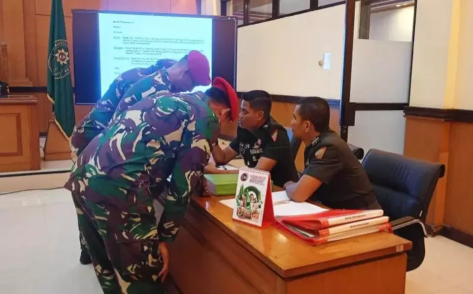 Tiga Prajurit TNI Bacakan Eksepsi dalam Sidang Kasus Kematian Kacab BUMN Hari Ini