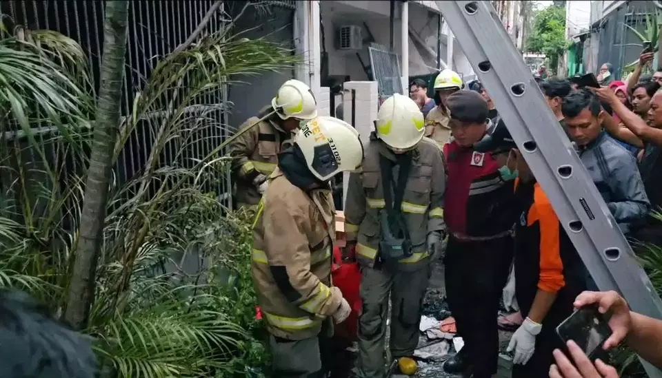 Kebakaran Dini Hari di Tanjung Duren Tewaskan 5 Orang