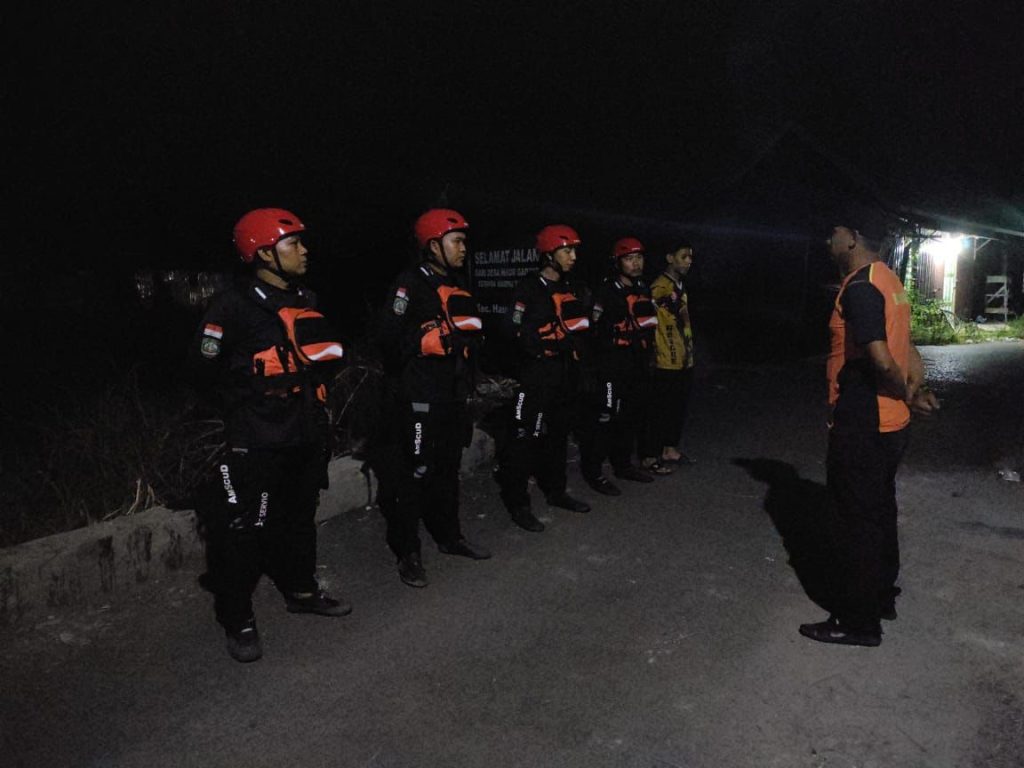 Lansia 79 Tahun Diduga Tenggelam di Sungai Haur Gading, Tim SAR Lakukan Penyisiran