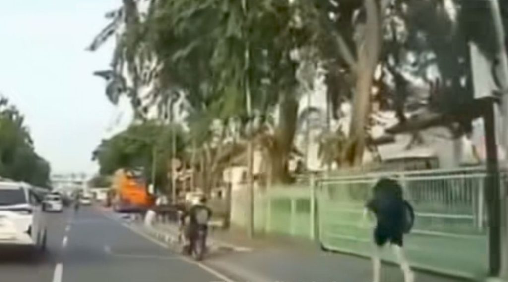 Turis Jerman Dijambret di Jakarta, HP Raib di Siang Bolong