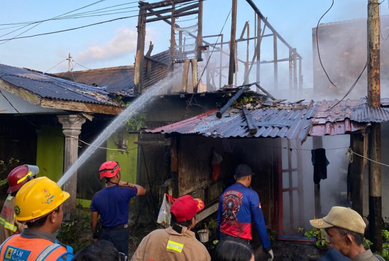Perumahan BTN Penajam Dilanda Kebakaran, Kerusakan Capai Tiga Rumah