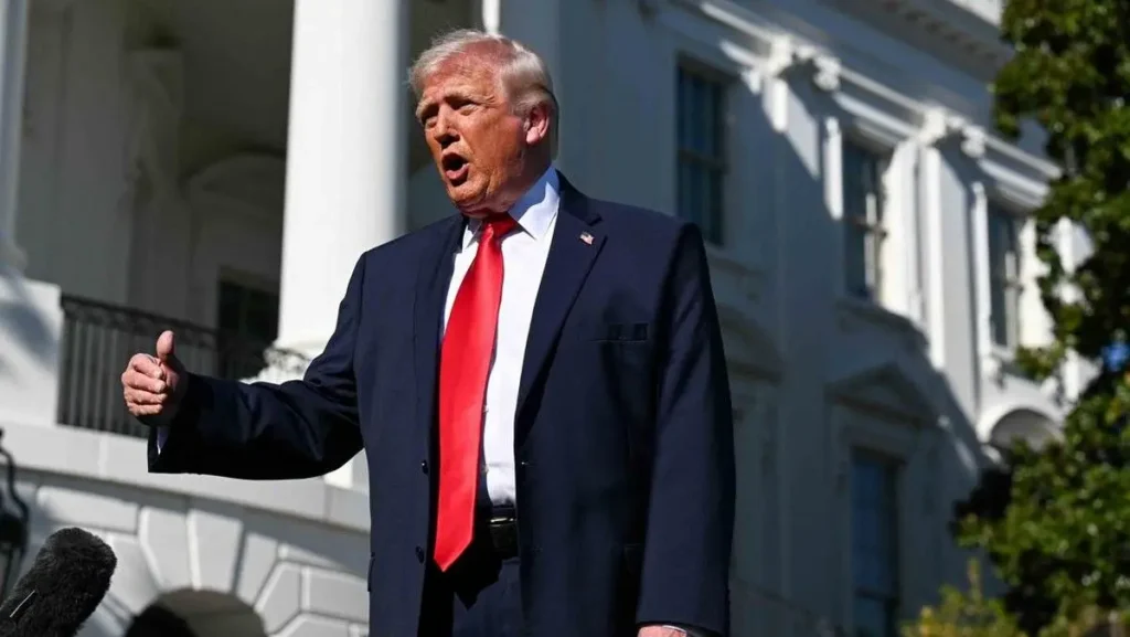 Trump Ancam Eskalasi Militer Jika Gencatan Senjata Iran Berakhir