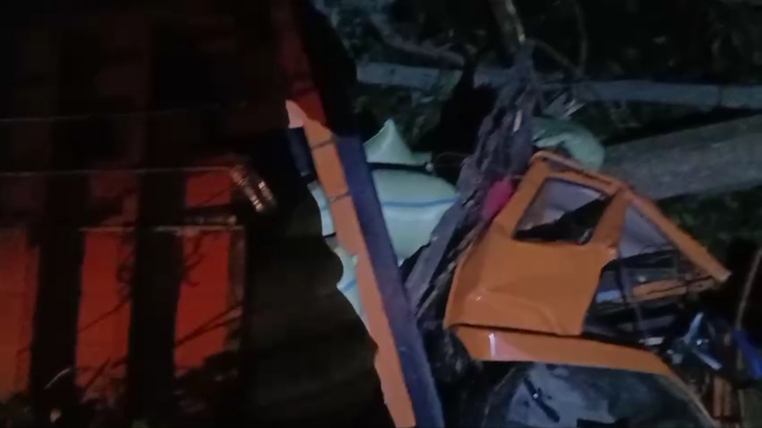 Truk Kopi Gayo Rem Blong di Bireuen, Kernet Tewas di Tempat