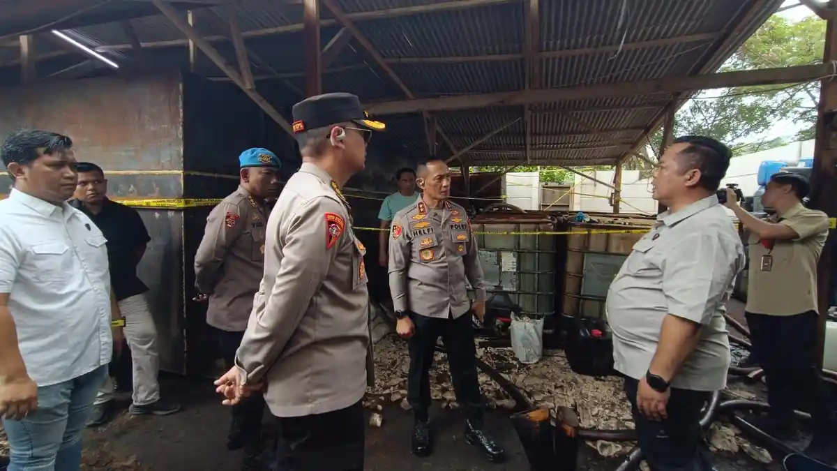 Polda Lampung Bongkar Gudang BBM Oplosan, 203 Ton Solar Disita