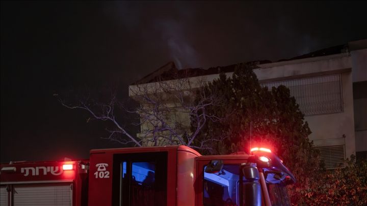 Rudal Iran Hantam Tel Aviv dan Negev, Kawasan Industri Terbakar