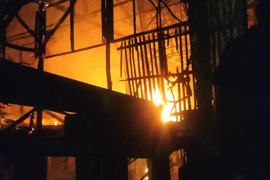 Kandang Ayam 500 Meter Persegi di Mojokerto Hangus Terbakar