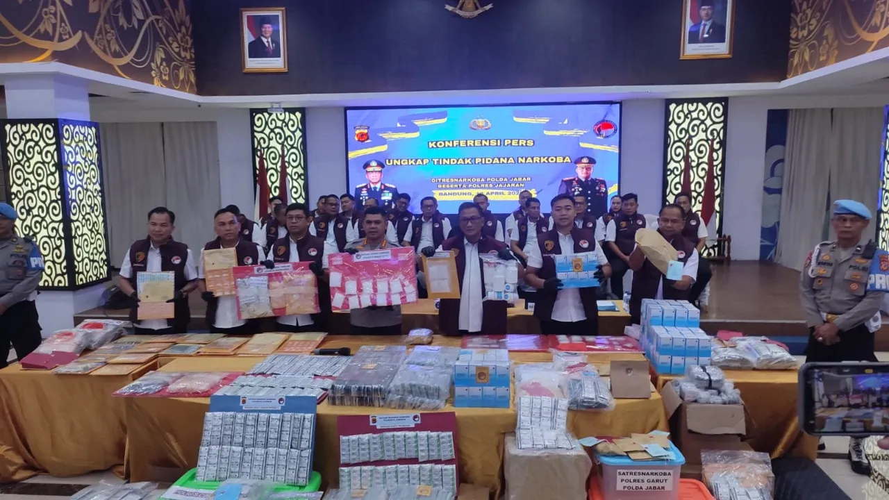 Polda Jabar Bongkar 1.136 Kasus Narkoba dalam 4 Bulan