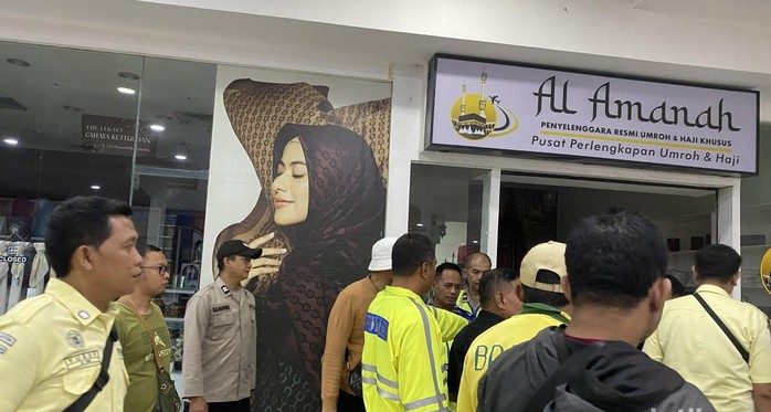 Janji Umrah Tak Kunjung Terwujud, Korban Geruduk Biro Travel di Semarang