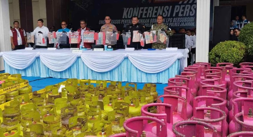 Polda Jatim Bongkar 66 Kasus Mafia BBM dan LPG Subsidi, 79 Tersangka Diamankan