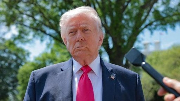 AS Perintahkan Tembak Kapal Iran, Selat Hormuz Memanas