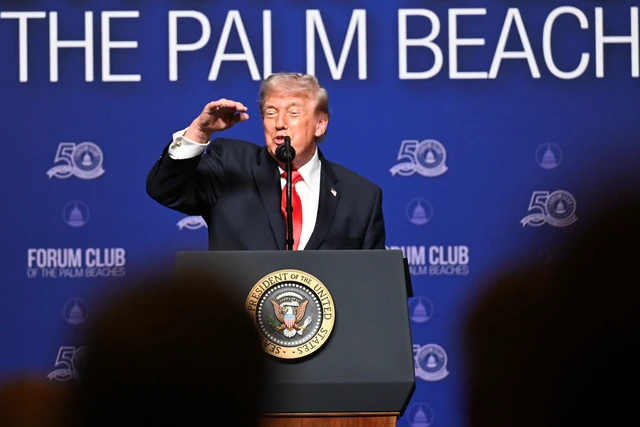 Trump Setop Sementara Operasi Militer AS di Selat Hormuz