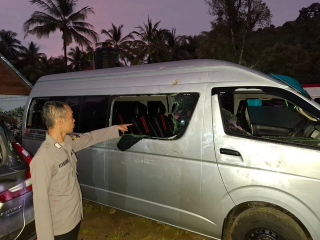 Wisatawan Surabaya Diserang di Pantai Wediawu, Polisi Buru Pelaku