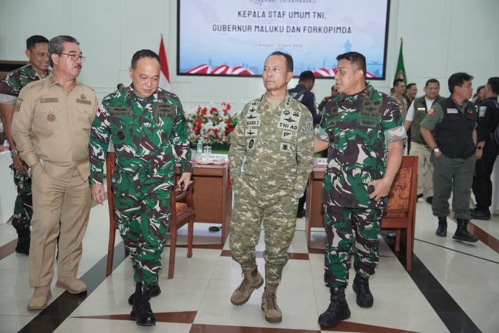 Satgas PKH Bersama TNI Bongkar Tambang Emas Ilegal di Maluku, 16 WNA Ditangkap