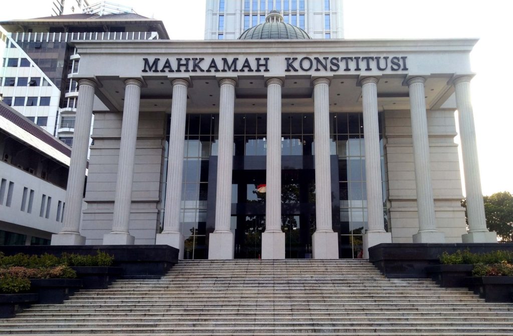 DPR Bela Aturan Izin Ketua MA untuk Tangkap Hakim di KUHAP 2025