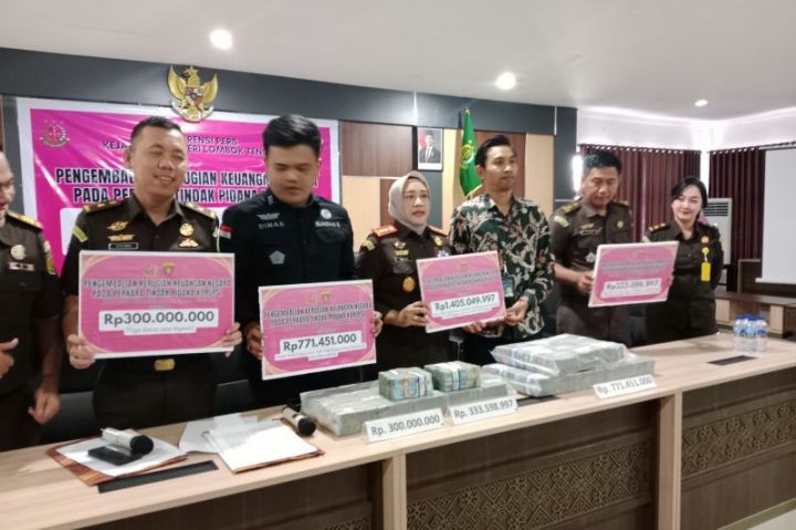 Kejari Loteng Selamatkan Rp1,4 Miliar dari Kasus Korupsi