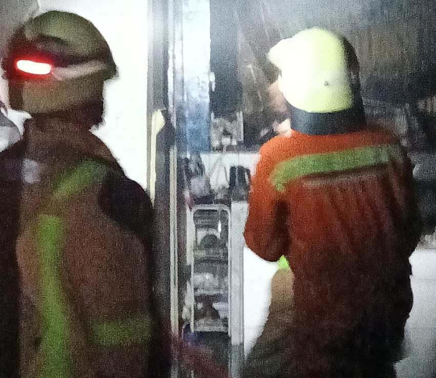 Coffee Shop di Pekanbaru Terbakar, Lima Armada Damkar Dikerahkan