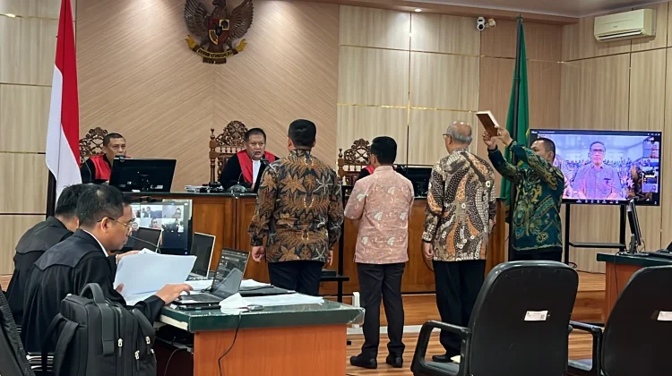 Sekdaprov Riau Buka Fakta Pergeseran APBD di Sidang Pemerasan Anggaran
