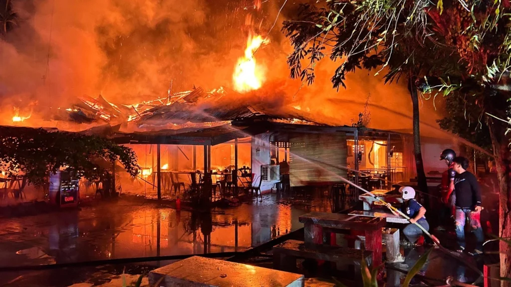 Kafe di Palangka Raya Ludes Terbakar, Warga Dikejutkan Suara Ledakan