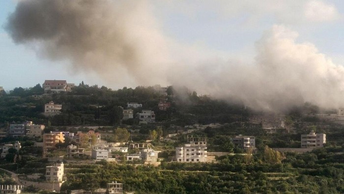 Israel Gempur Lebanon Selatan, 19 Orang Tewas Termasuk Anak-anak