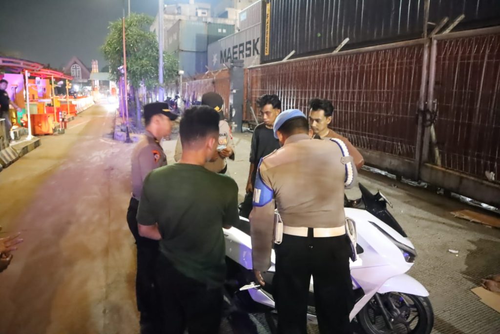 Operasi Cipta Kondisi di Jakarta Pusat, Delapan Orang Diamankan