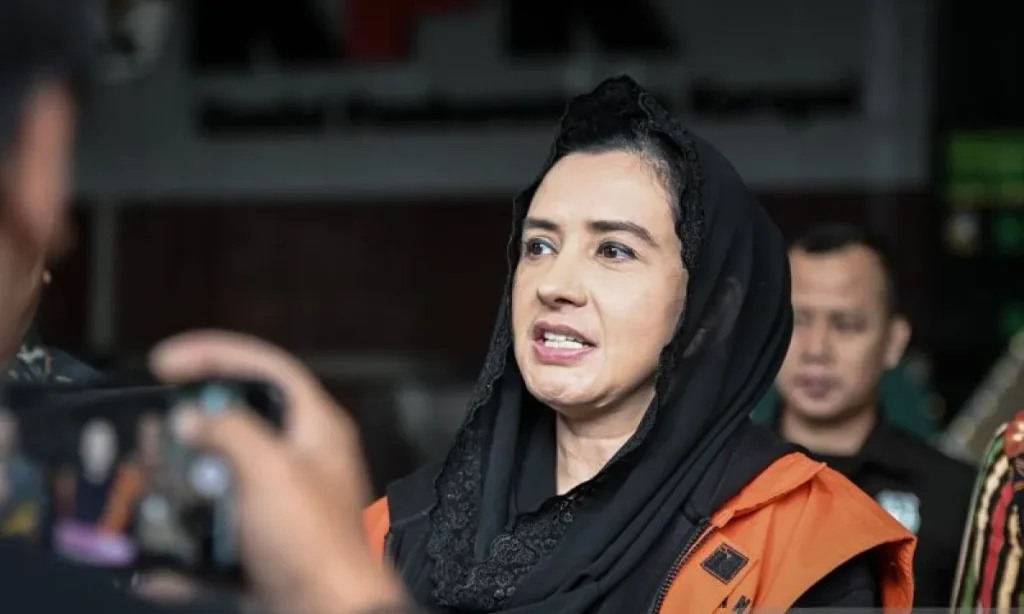 KPK Telusuri Penukaran Valas Fadia Arafiq dalam Kasus Korupsi Pemkab Pekalongan