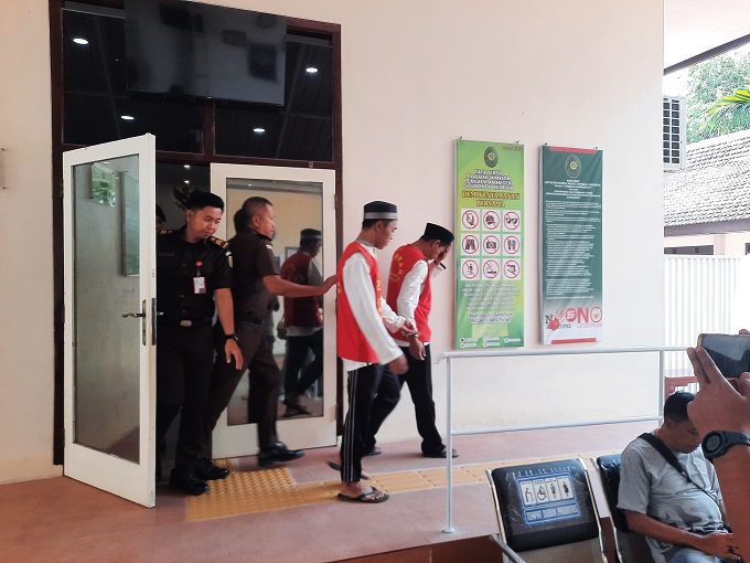 Dua Terdakwa Penimbunan Solar Subsidi di Situbondo Dituntut 3,5 Tahun Penjara
