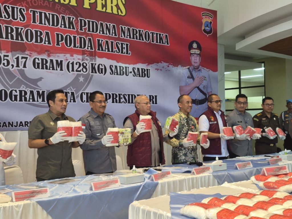 Polda Kalsel Bongkar Dugaan Jaringan Narkoba Internasional, 128 Kg Sabu Disita