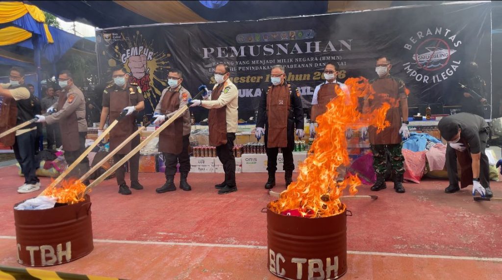 Bea Cukai Tembilahan Musnahkan Barang Ilegal Rp4,6 Miliar