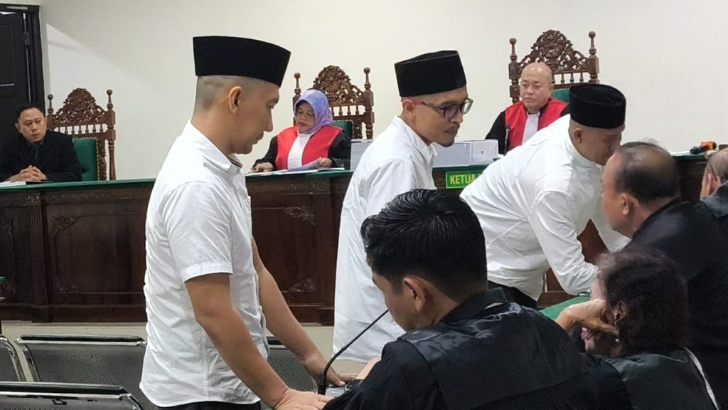 Sidang Perdana Kasus Suap Proyek Rejang Lebong, Tiga Kontraktor Jalani Dakwaan