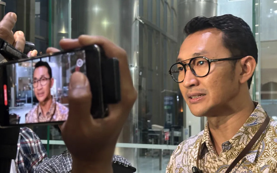 KPK Dalami Kasus Bea Cukai, Pendiri IAW Diperiksa Sebagai Saksi